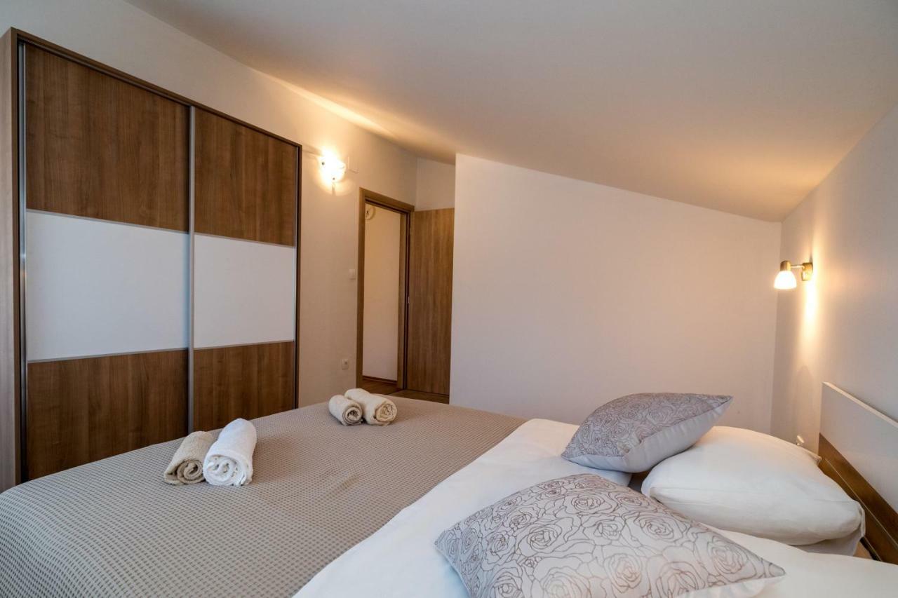 Arenta Apartments Меткович Экстерьер фото