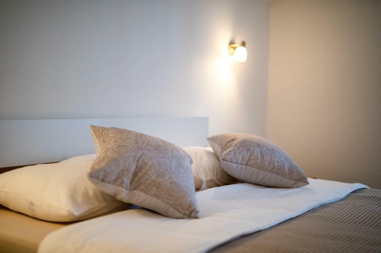 Arenta Apartments Меткович Экстерьер фото